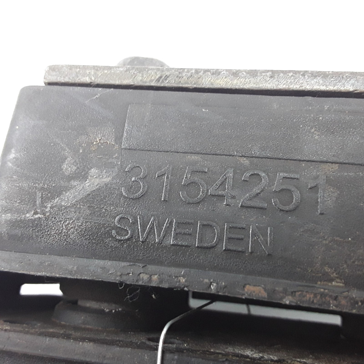 Volvo Radiator Mounting Rubber Buffer Cushion 3154251 20364891 1665309 3154321