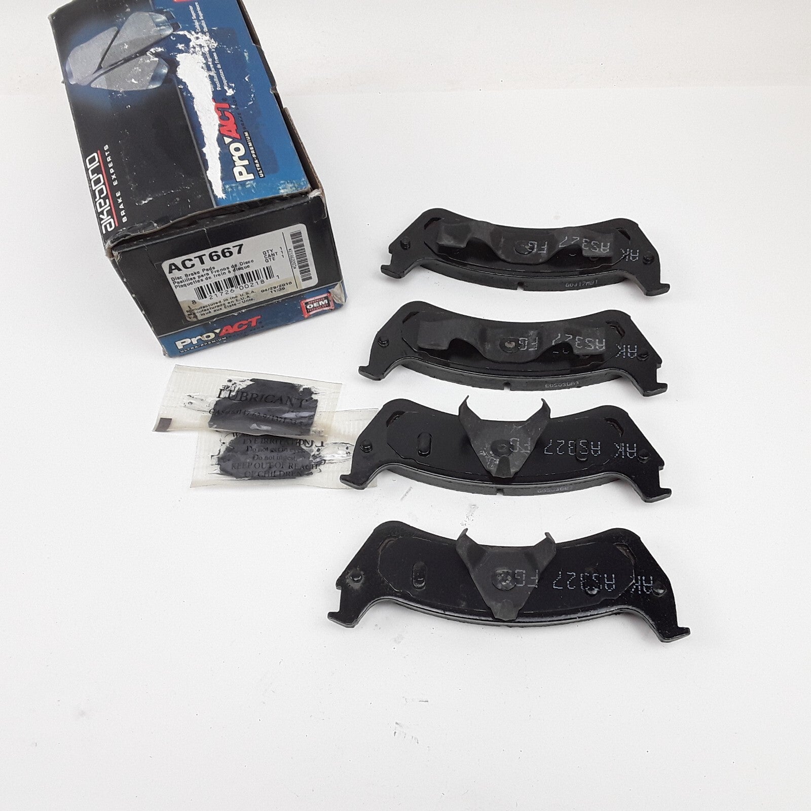 Rear Brake Pad Fit Ford Explorer Ranger 1995-2001 Mercury Mountaineer 1997-2001