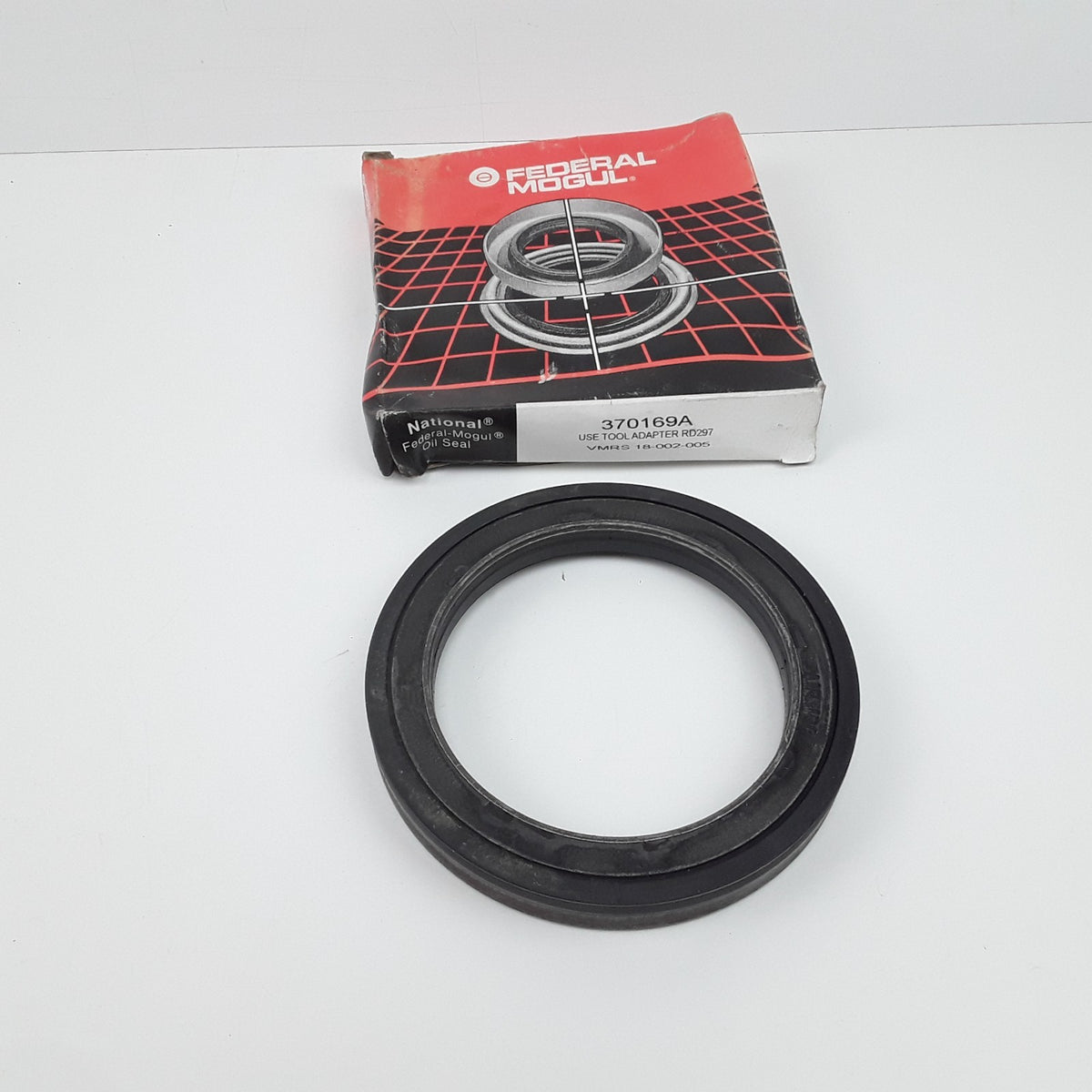 Wheel Seal Fits Chevrolet C4500 Kodiak 2004 2005 2007 2009 GMC T7500 2007