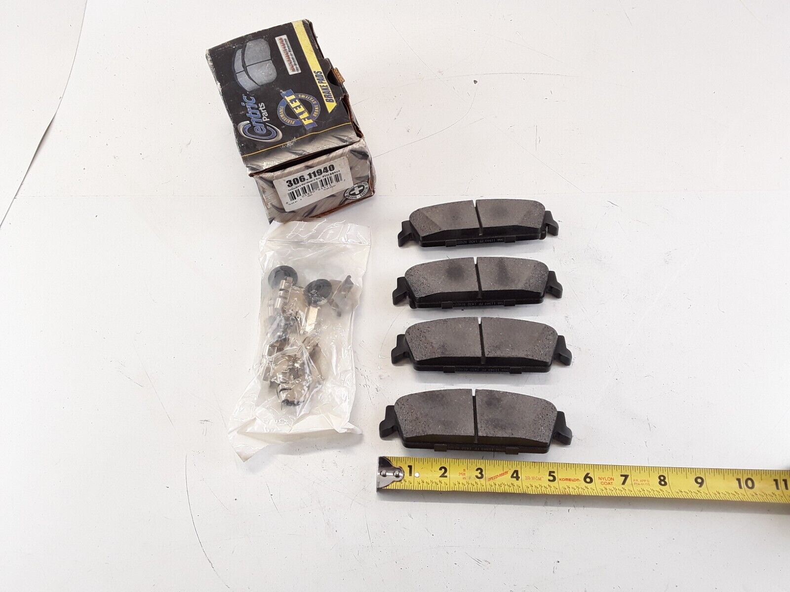 Disc Brake Pad Set Rear Fits GMC Sierra 1500 Yukon Escalade 2007 2008 2009-2013 - HotCarParts