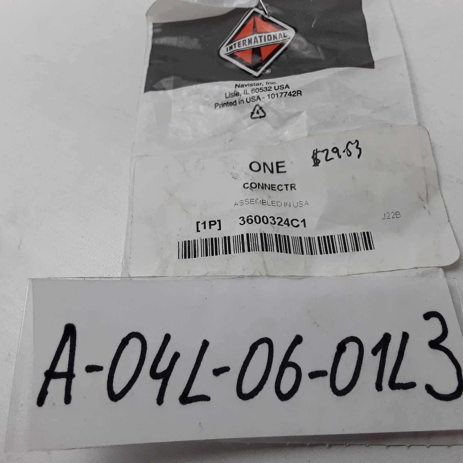International 3600324C1 Body Wiring Harness Connector 4-Way For Navistar Trucks