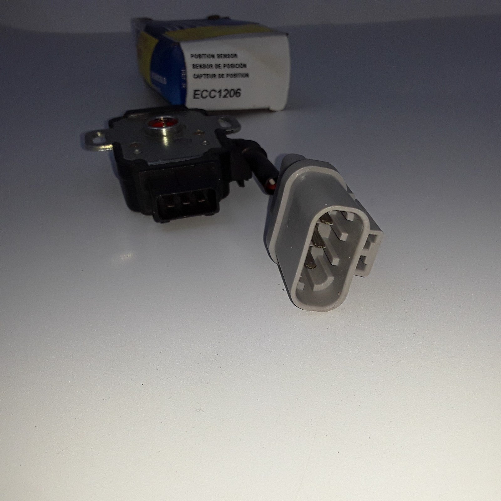 Throttle Position Sensor Fits Nissan D21 Pickup Pathfinder (1990 1991 1992-1995)