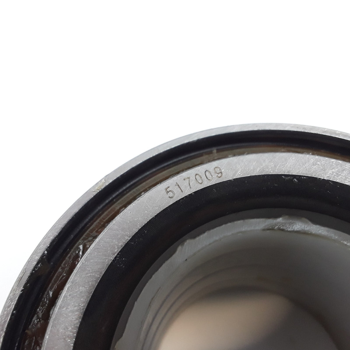 Tapered Roller Bearing Fits Suzuki Chevrolet Geo (1989 1990 1991 1992 1993-2000)