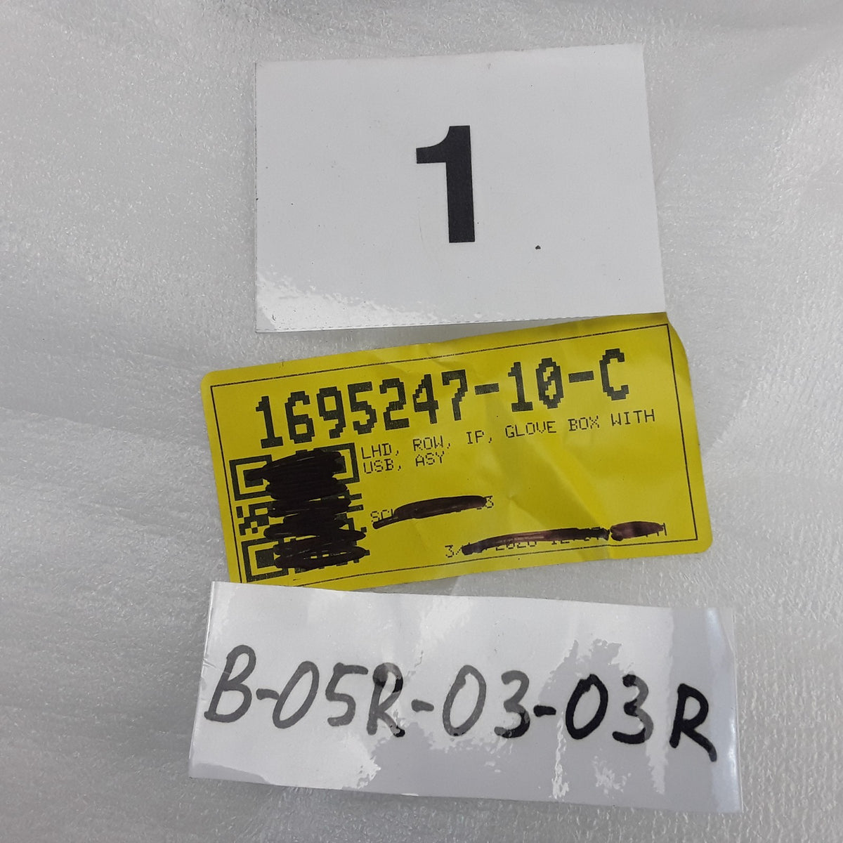 For Tesla Model 3 LHD Glove Box with USB Port 1695247-10-C