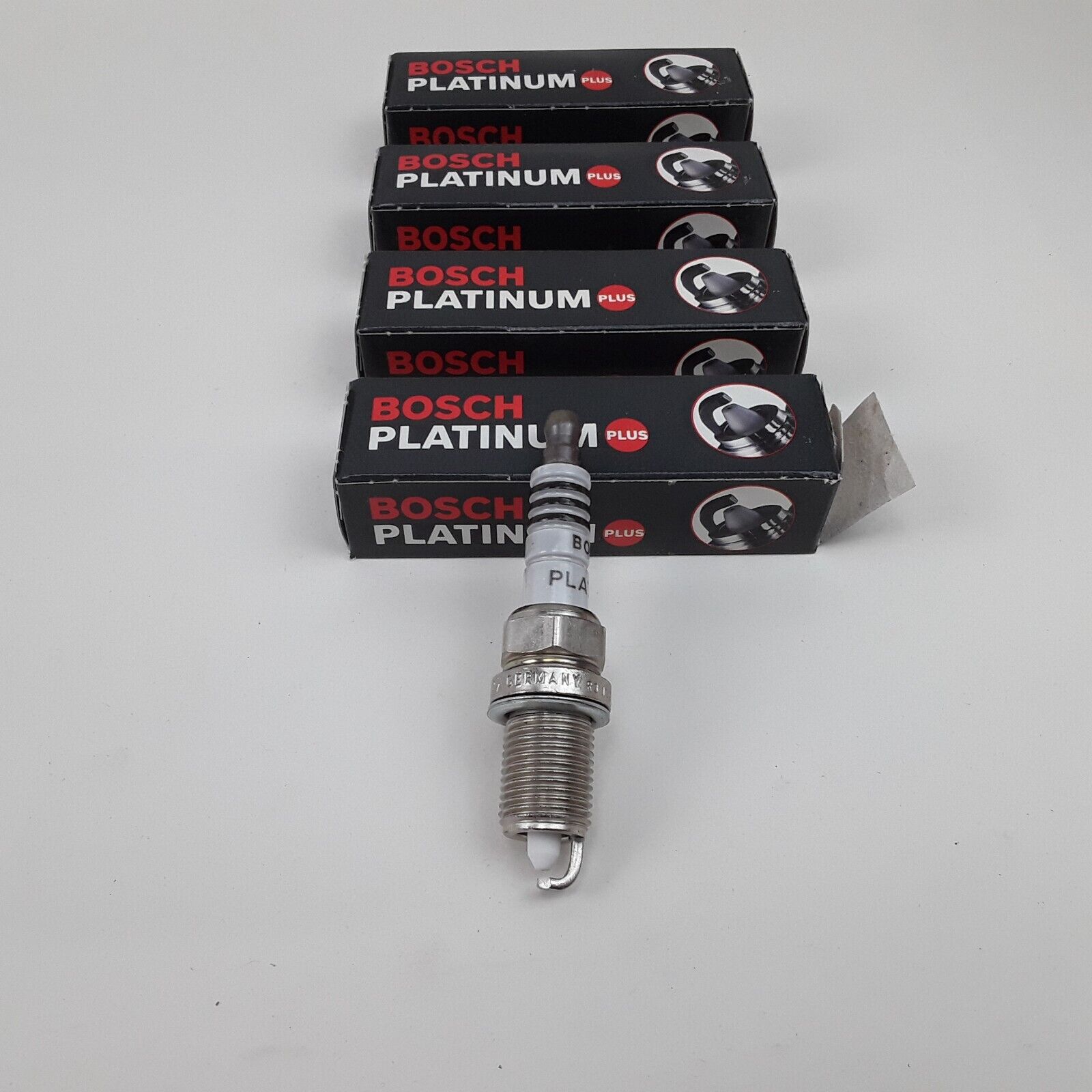 4 pcs Spark Plug Bosch FR8LPX Fits Acura Dodge Honda Jeep Mazda and More 1988-09