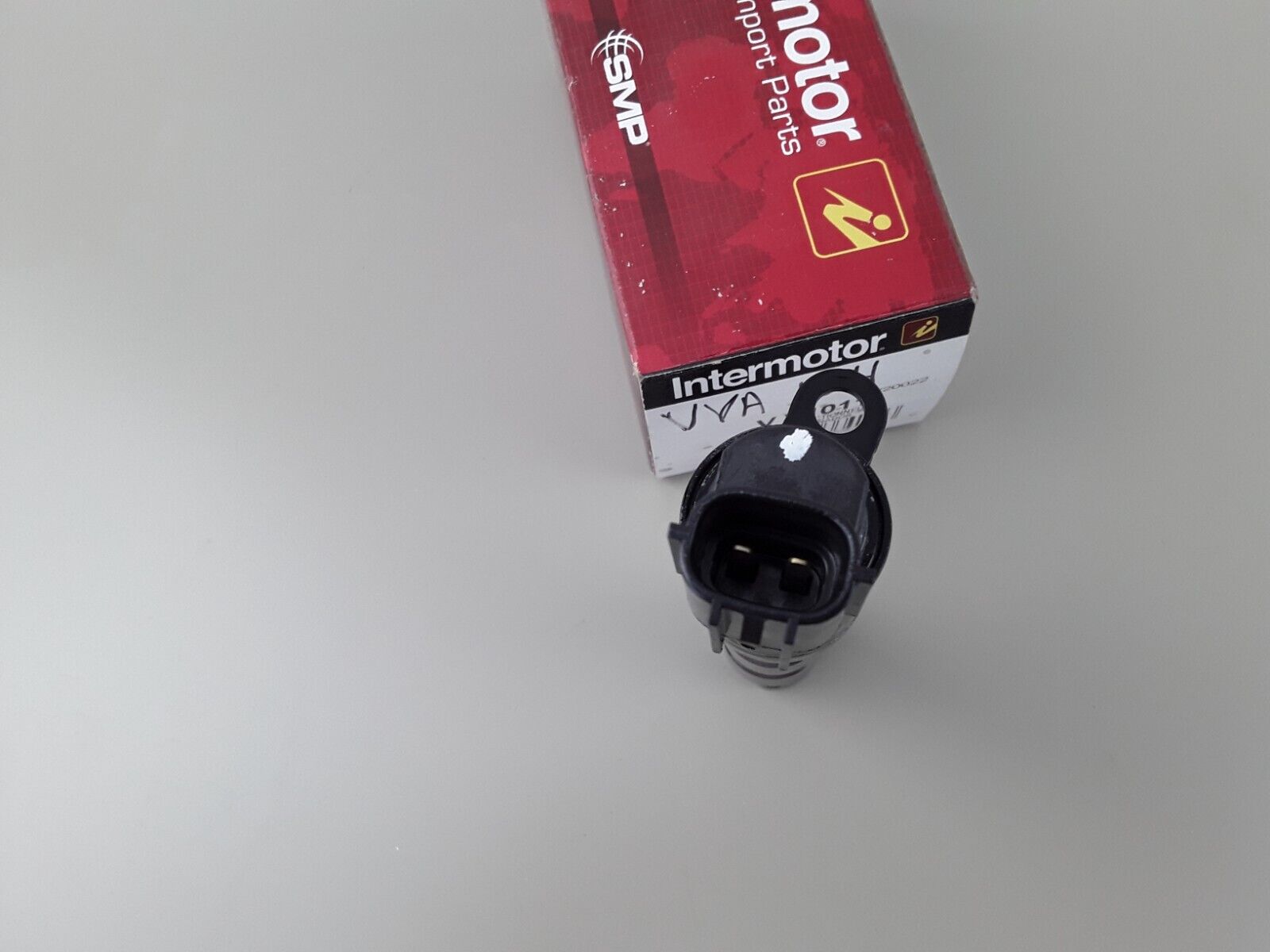 Engine Variable Valve Timing (VVT) Solenoid For Hyundai, Kia 2006-2012 - HotCarParts