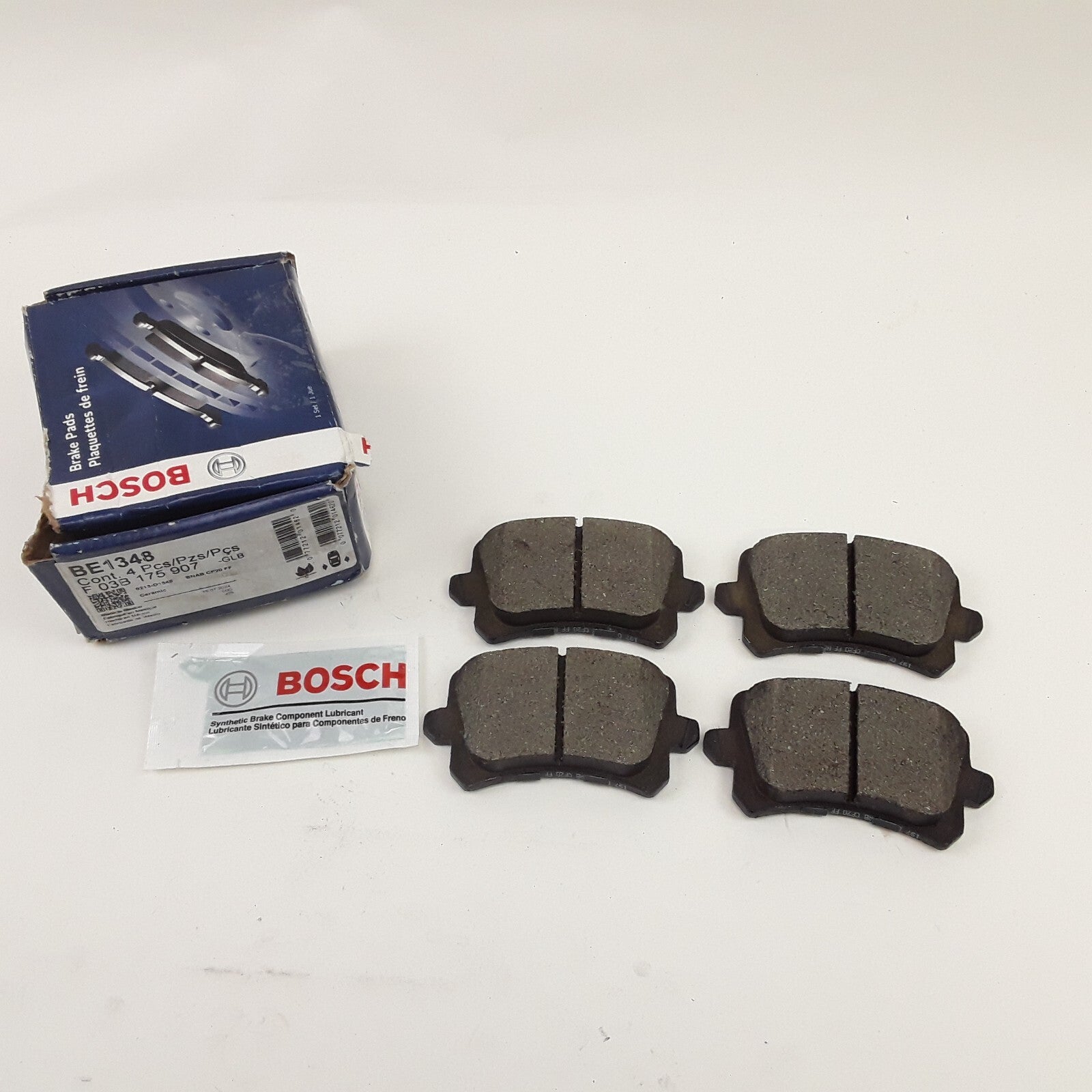 Rear Disc Brake Pad Set Fits Audi Q3 Quattro Volkswagen CC Passat 2006-2017