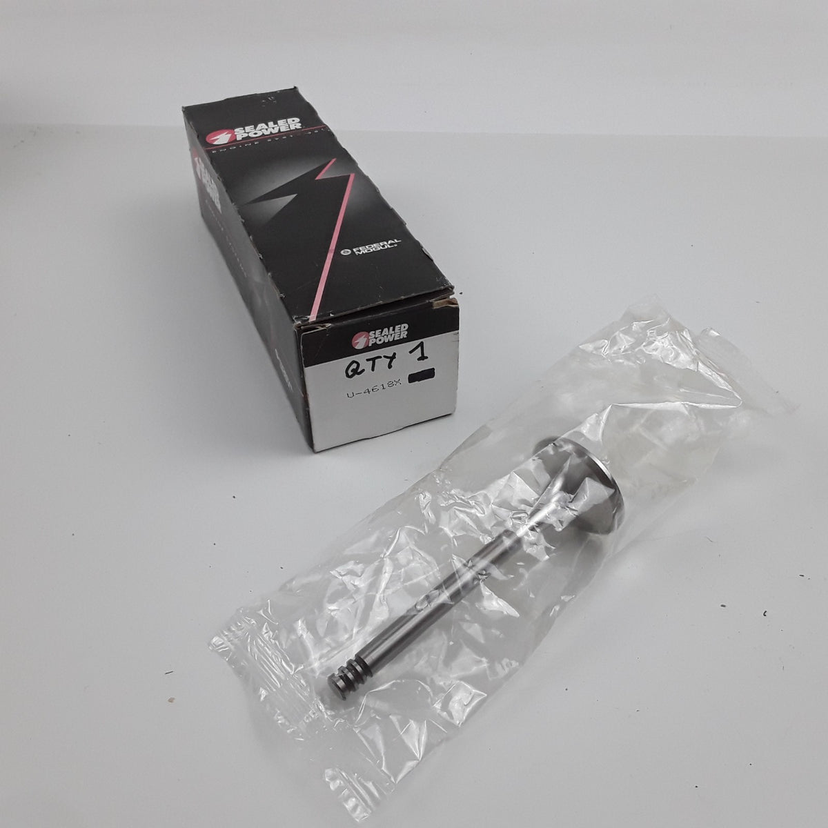 Sealed Power V-4618X Engine Exhaust Valve Fits Volkswagen Beetle ,Golf 1998β2005