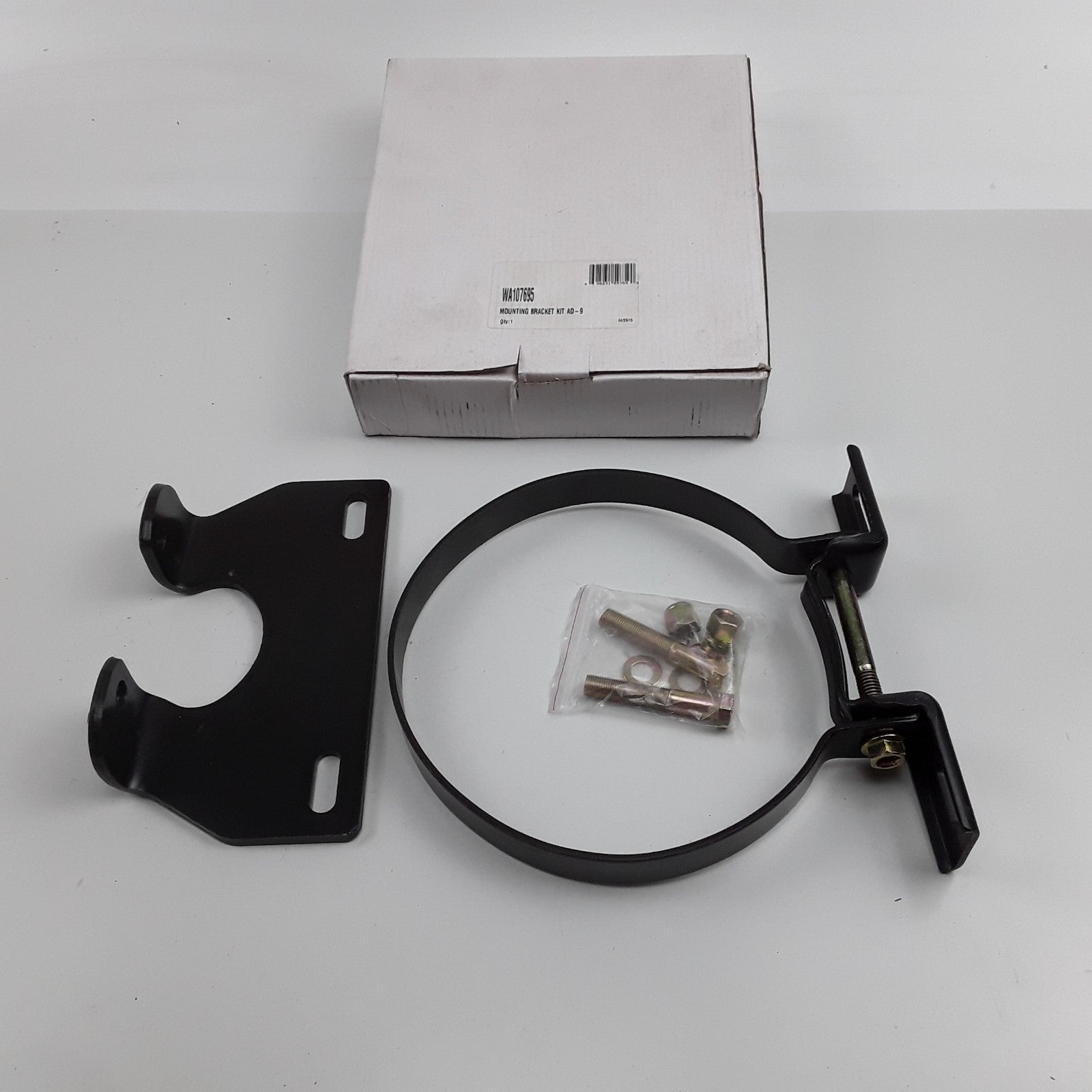 World American WA107695 Air Brake Dryer Mounting Bracket Kit For Bendix AD-9