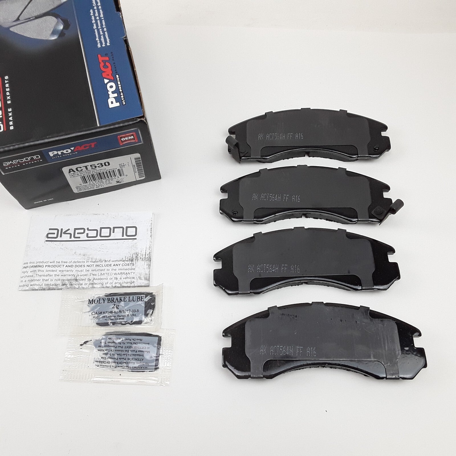 Front Disc Brake Pad Set Fits Mitsubishi Dodge Eagle Plymouth 1991-2006, 2009-14