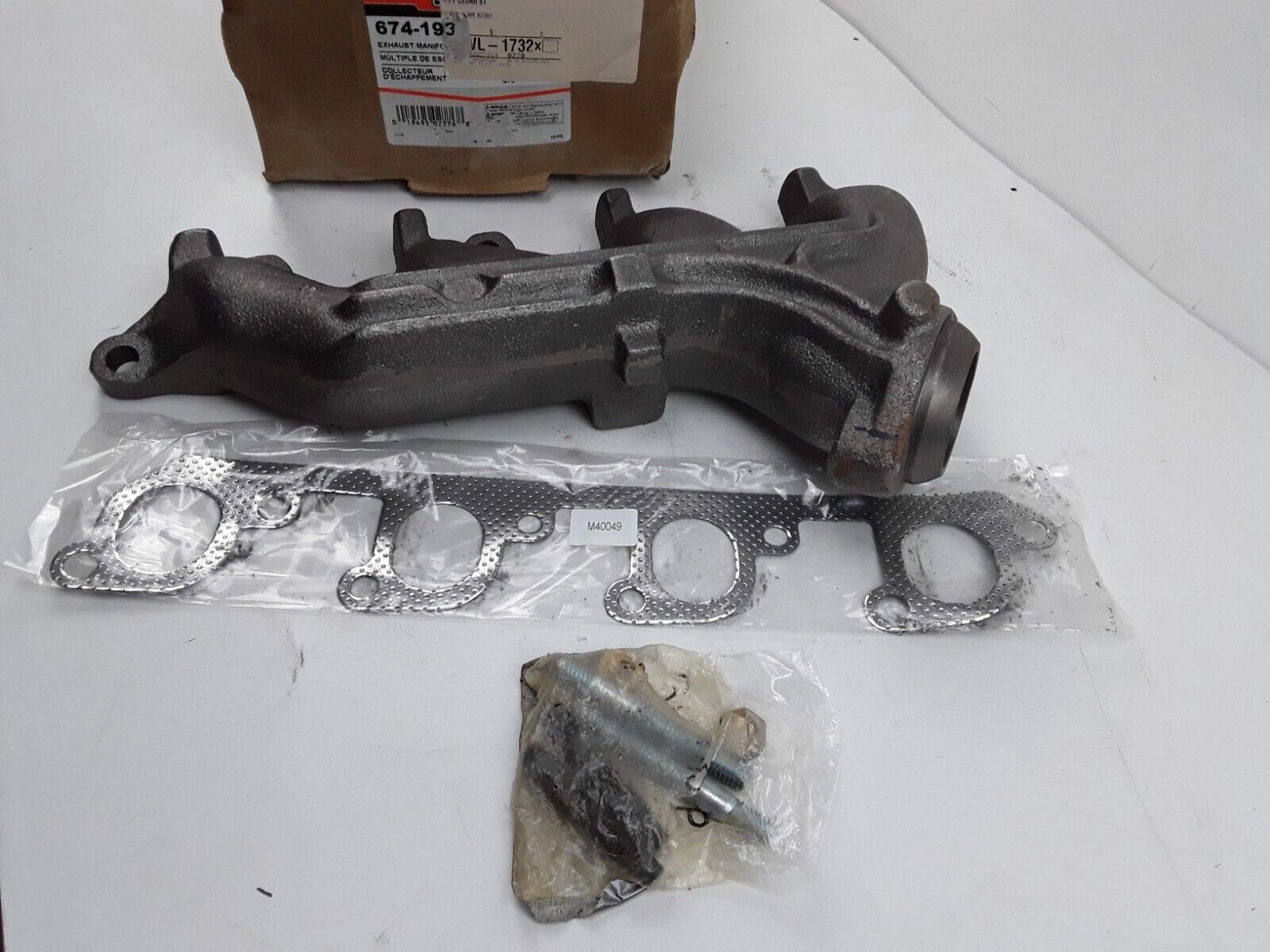 Exhaust Manifold Left W/Gasket, Hardware Dorman 674-193 For Ford,Mercury 1975-82 - HotCarParts