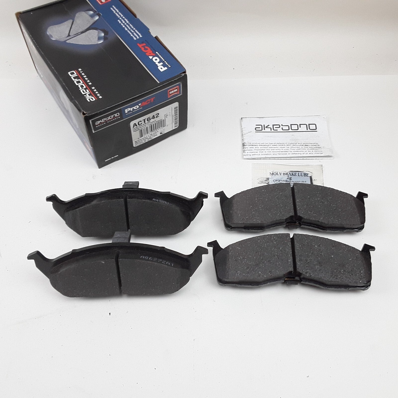 Akebono ACT642 Front Disc Brake Pad Fits Dodge Eagle Plymouth Chrysler 1993-2000