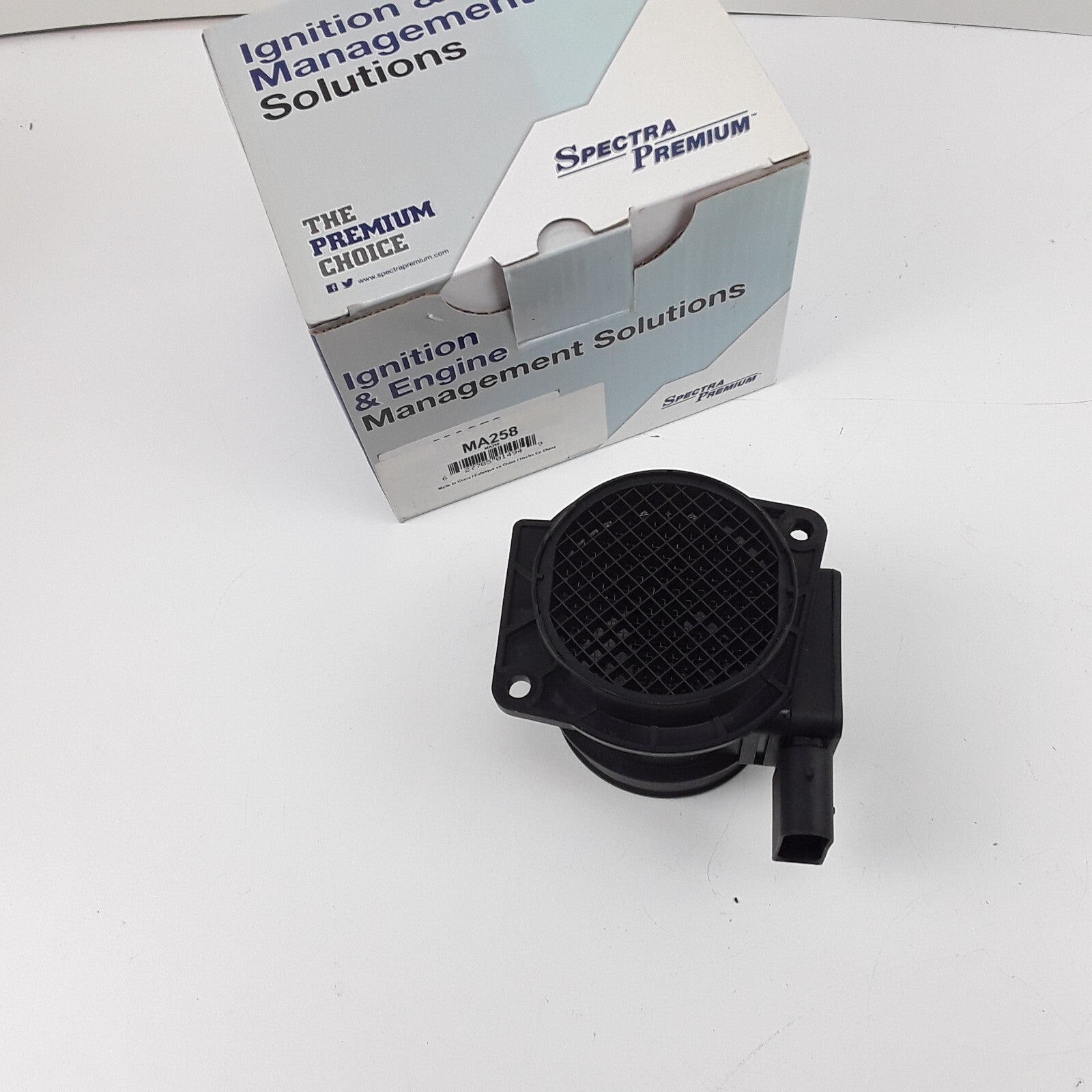 Spectra Premium MA258 Mass Air Flow Sensor For Mercedes-Benz SLK230 C230 2002-04