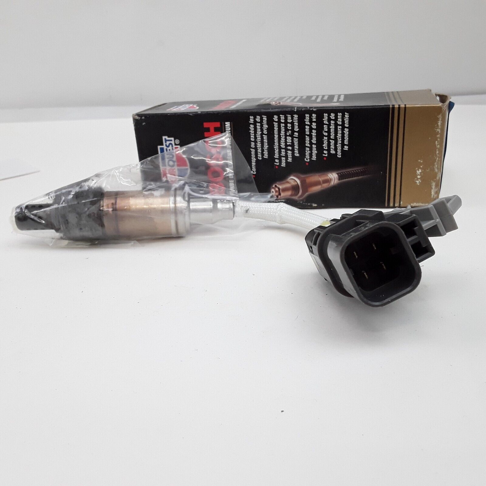Oxygen Sensor Bosch 13659 fits 97-01 INFINITI Q45 4.1L Downstream Right / Left