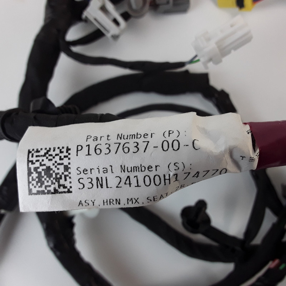 1637637-00-C 7-Seater Left 2nd Row Seat Harness For Tesla Model X 2021-2025 OEM