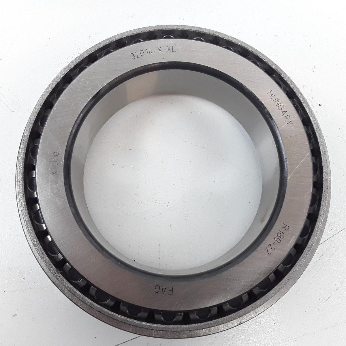 Tapered Roller Bearing Fits Massey Ferguson 5475 5460 Valtra G115A G105H G125EV