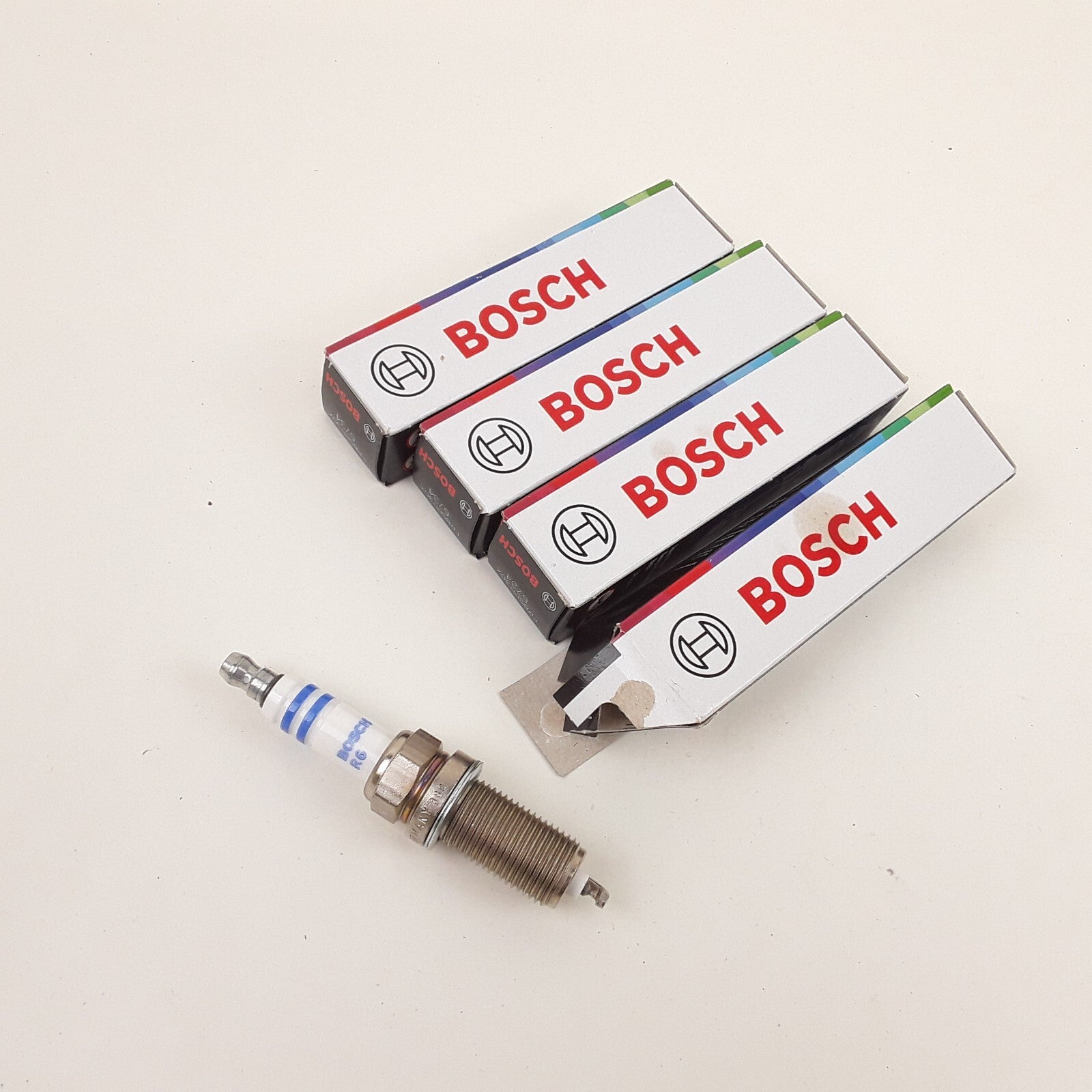 4 Spark Plug Fits Chrysler 300 2018 Dodge Charger 2010-2014 Jeep Wagoneer 2022