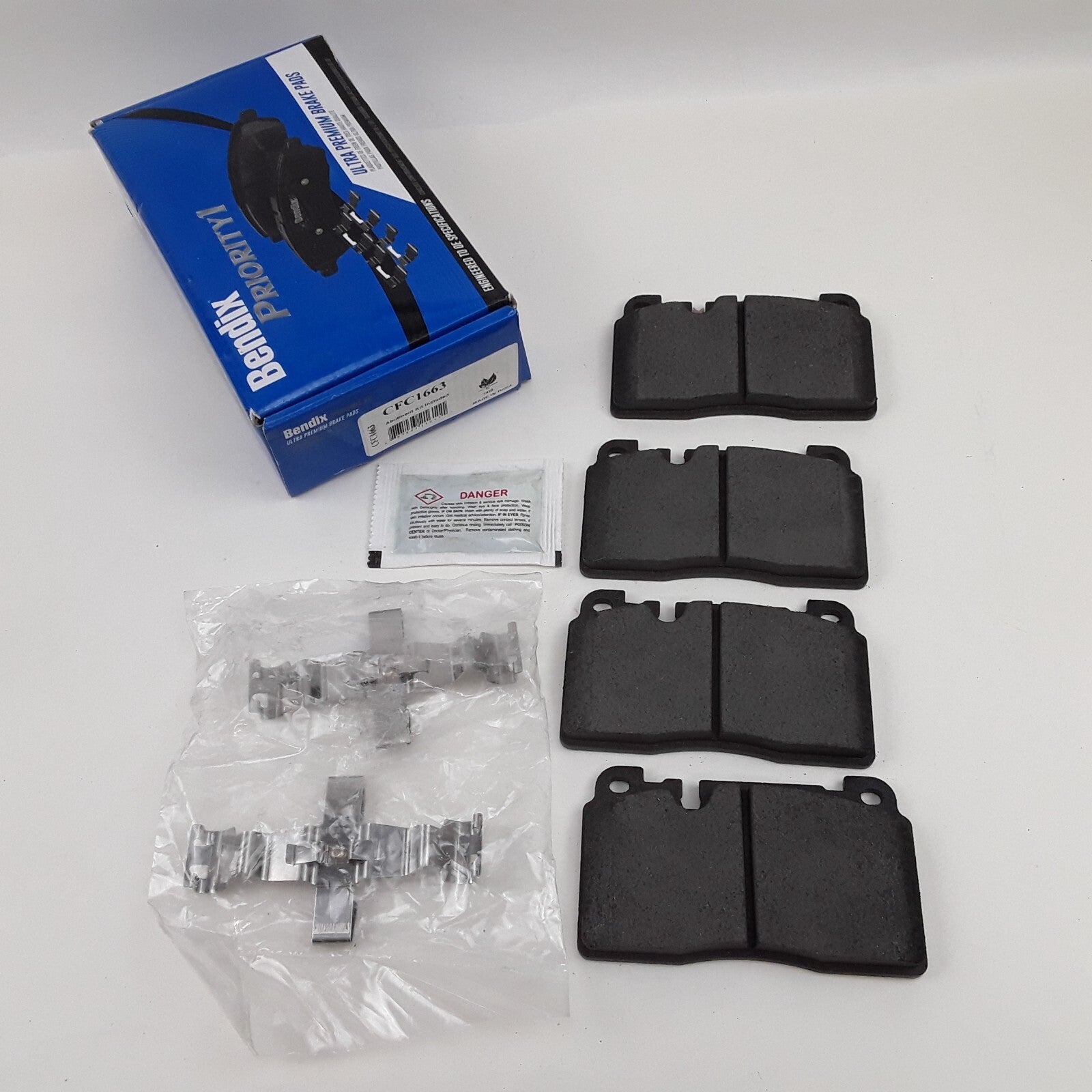 Front Ultra Premium Ceramic Disc Brake Pad Set Fits Audi Q5 2013-17 Audi A6 2016
