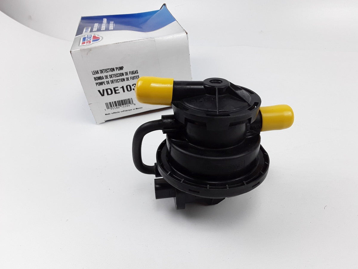 Fuel Vapor Leak Detection Pump For BMW Z3 528i 540i 740i 740iL 750iL (1997-2001)