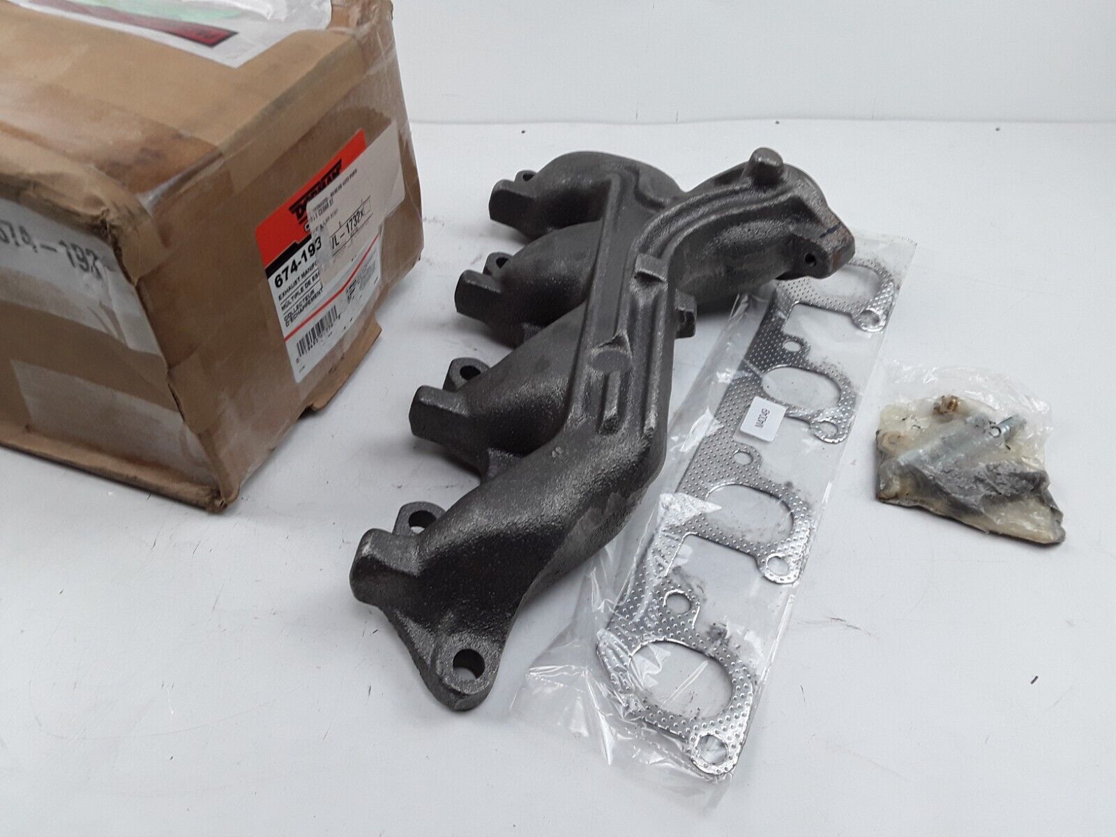 Exhaust Manifold Left W/Gasket, Hardware Dorman 674-193 For Ford,Mercury 1975-82 - HotCarParts