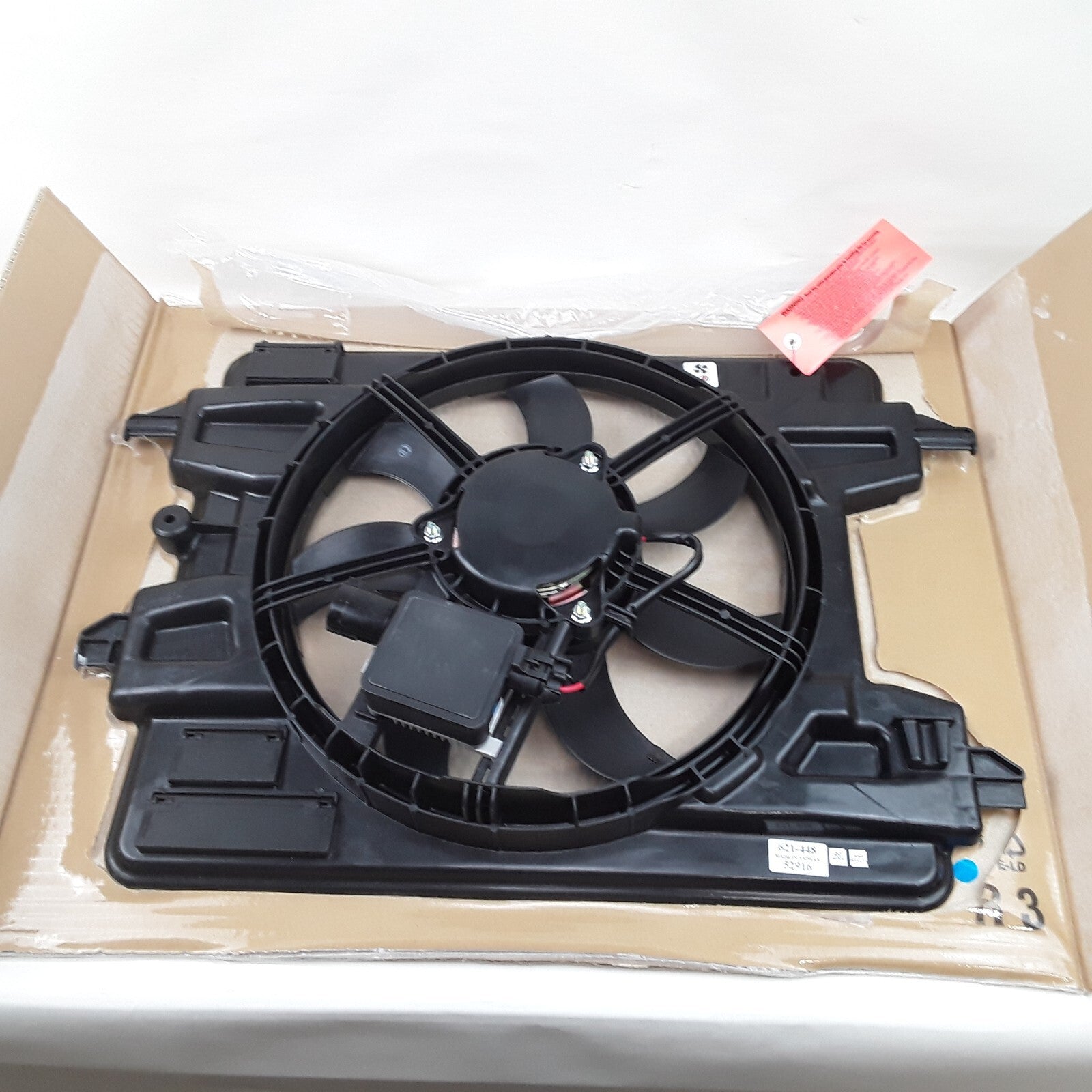 Dorman 621-448 Radiator Fan Assembly Plastic Fits Chevrolet HHR (2008 2009 2010)