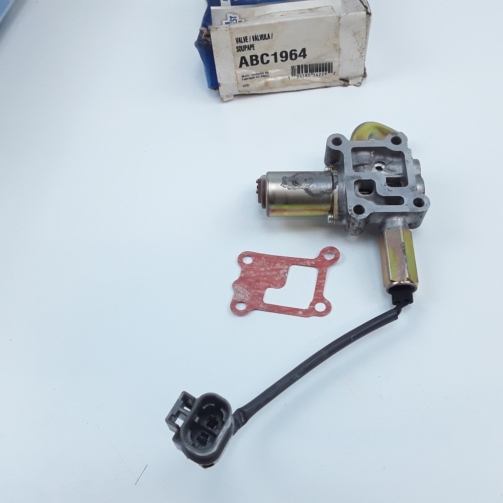 Idle Air Control Valve Fits INFINITI QX4 Nissan Pathfinder (1996 1997 1998 1999)