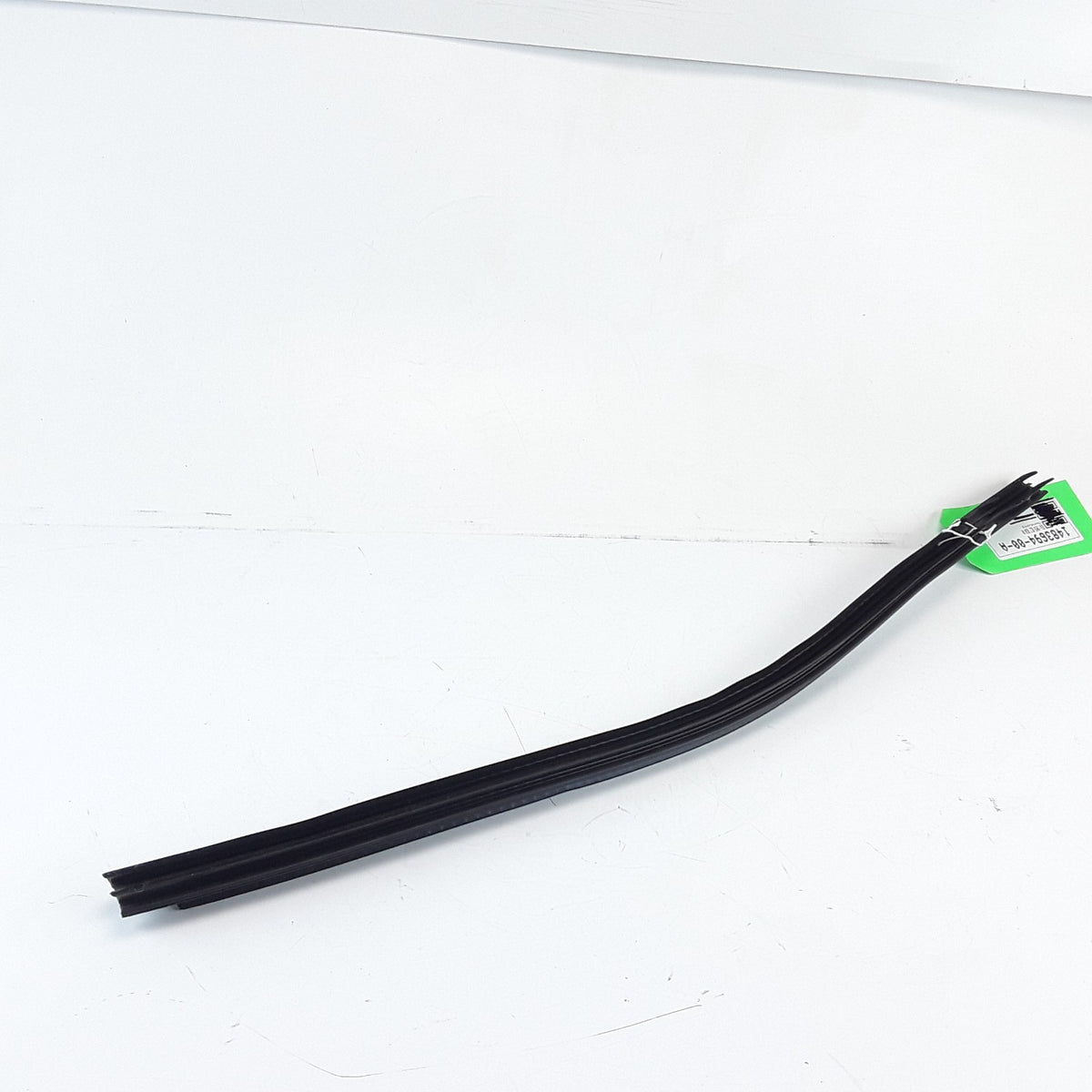 1483694-00-A Right Rear Door Inner Belt Seal For Tesla Model X 2015-2025 OEM New