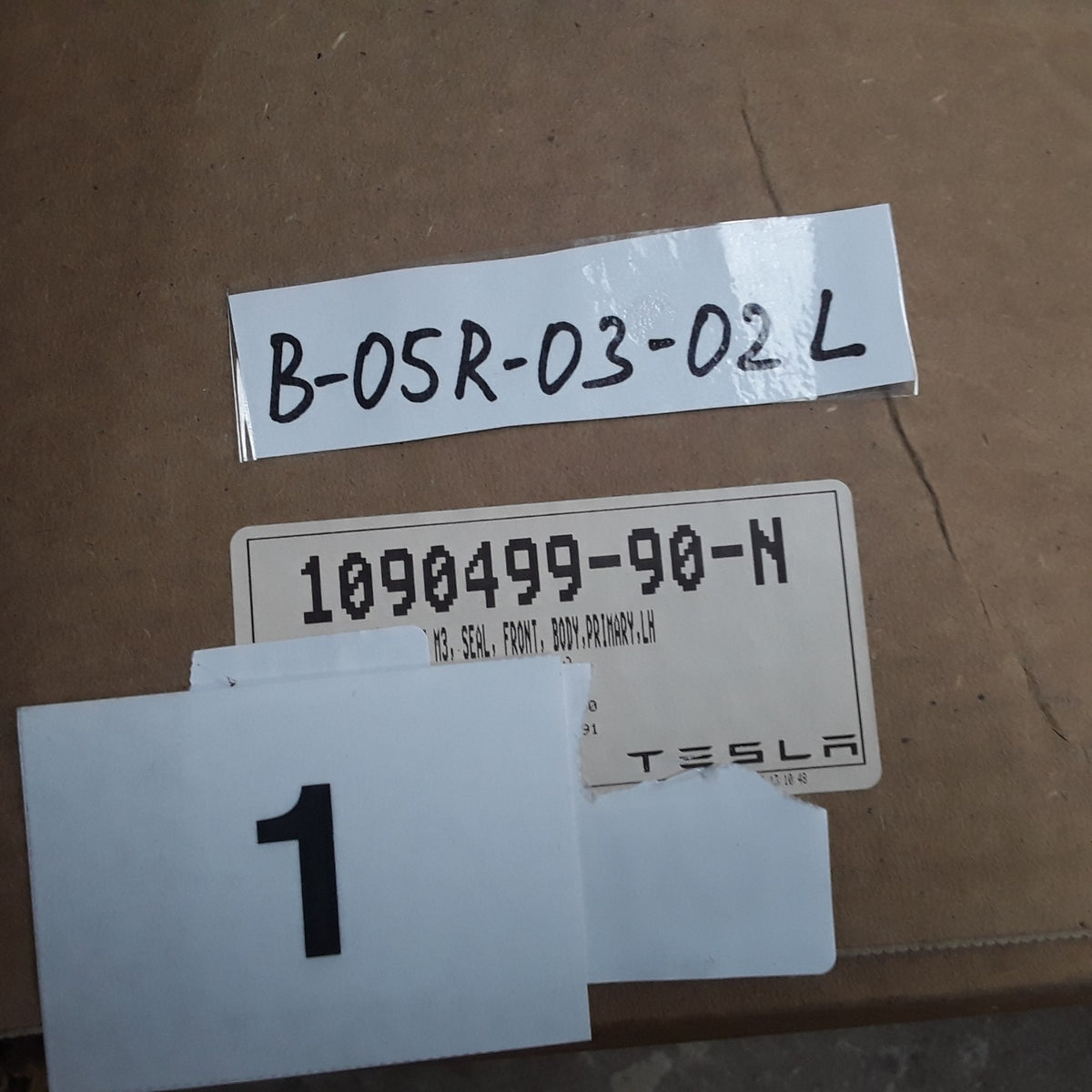 For Tesla Model 3 Body Seal Front Door Left 1090499-90-N 2017 2018 2019-2023