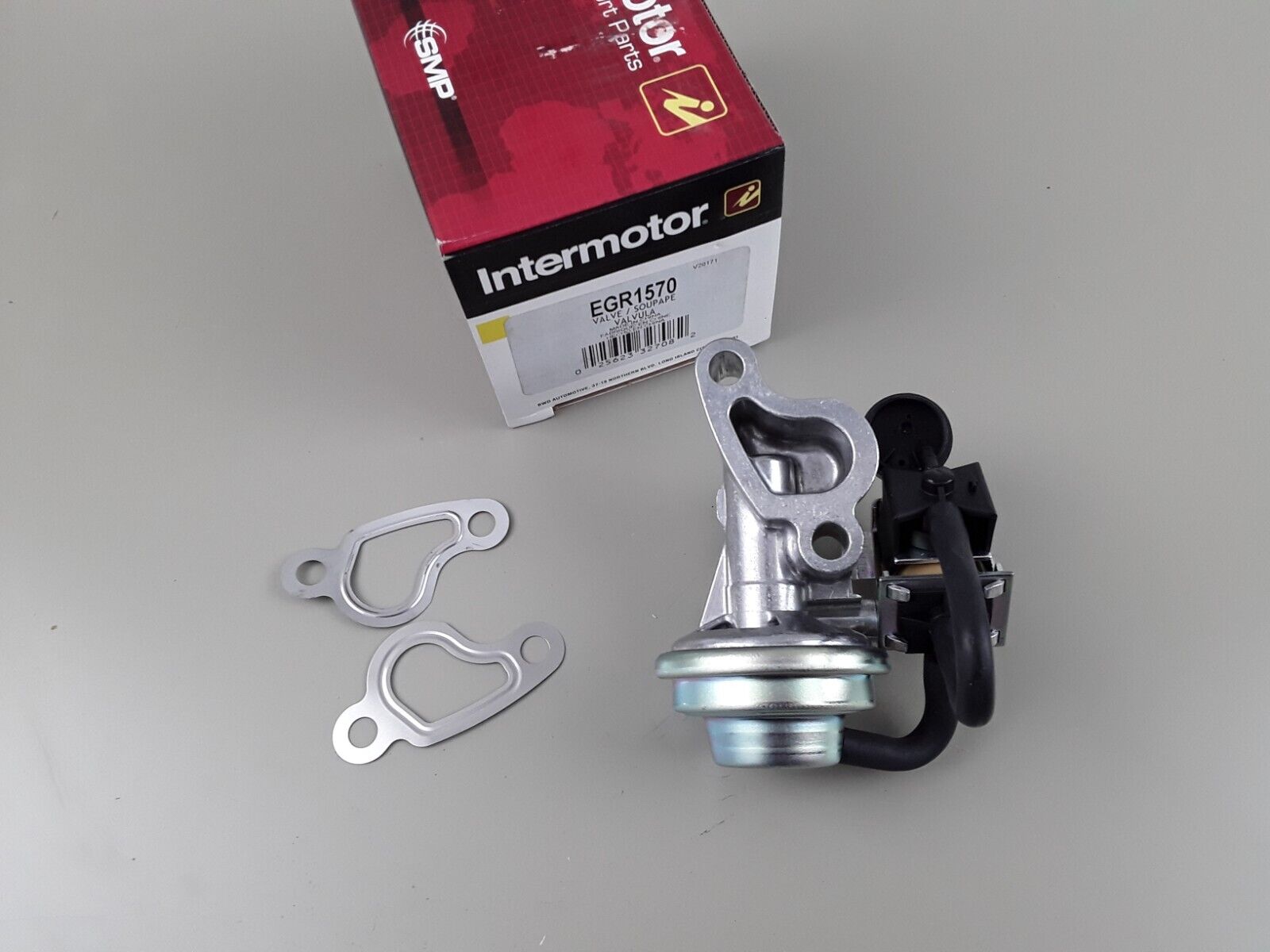 Exhaust Gas Recirculation (EGR) Valve Fits Mercedes-Benz, Chrysler Crossfire - HotCarParts