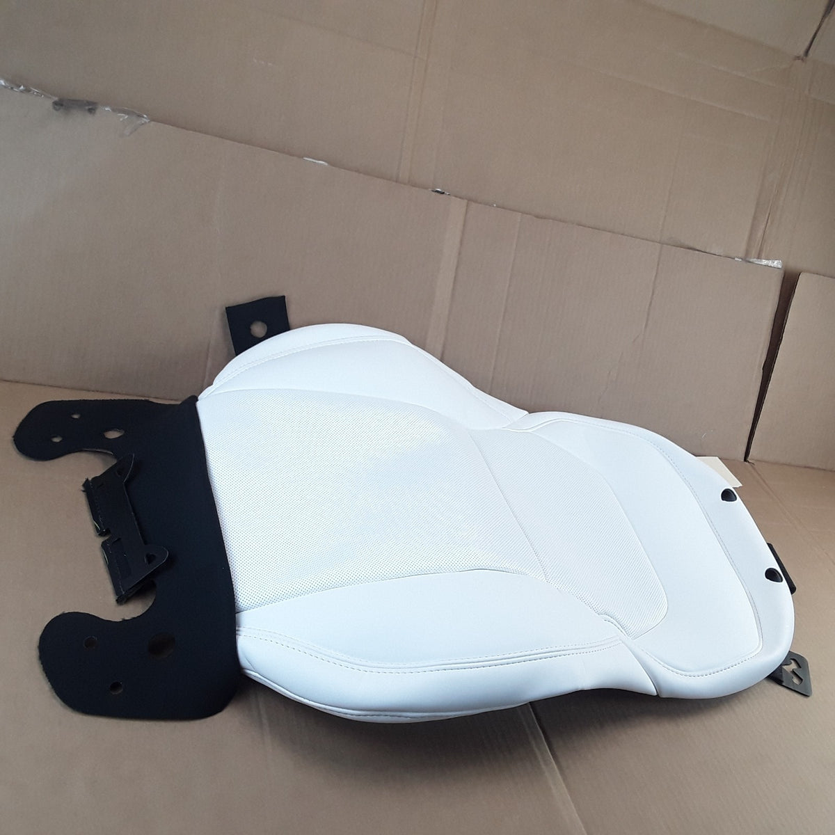 2048706-02-C LHD White Farside 1st Row Seatback Cover For Tesla Model Y