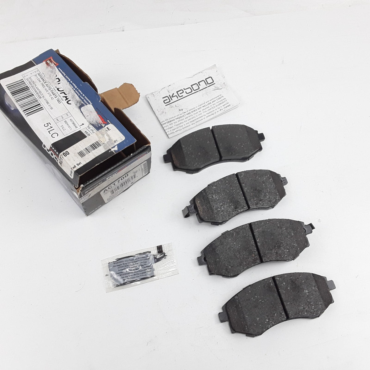 Front Brake Pad Kit For Kia Optima Hyundai Tiburon Elantra Sonata 1992 1993-2006