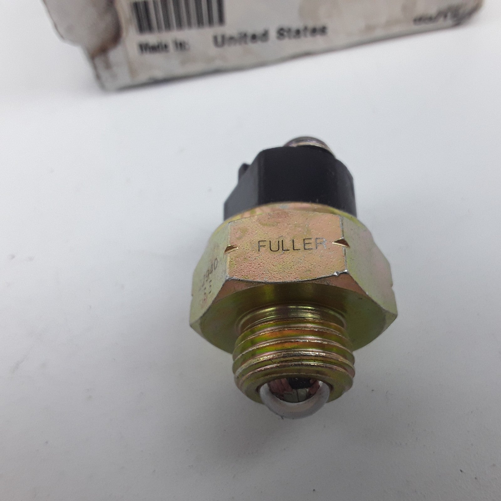 Eaton 1118255 Transmission Reverse Switch Assembly For Heavy Duty Trucks