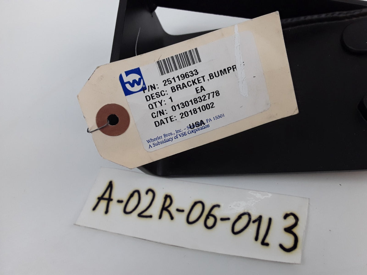 Mack 25119633 Left Bumper Bracket Assembly Heavy Duty For Mack Truck