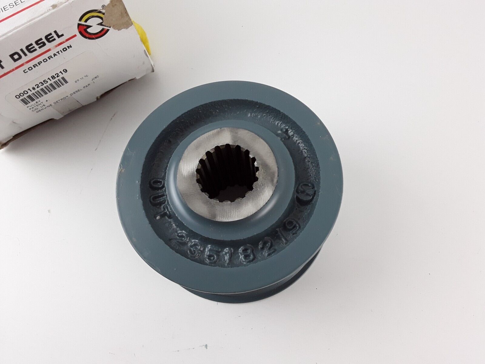 Detroit Diesel 23518219 Alternator Pulley 50 60 Series 12-Groove Free Shipping - HotCarParts
