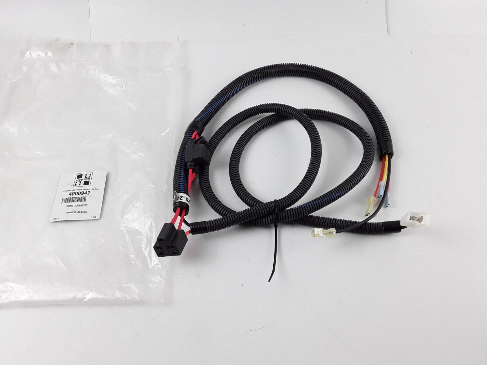 Hyster 4000942 Wire Harness Connector For MCC p/n 25-2468 Forklift Part Parts - HotCarParts