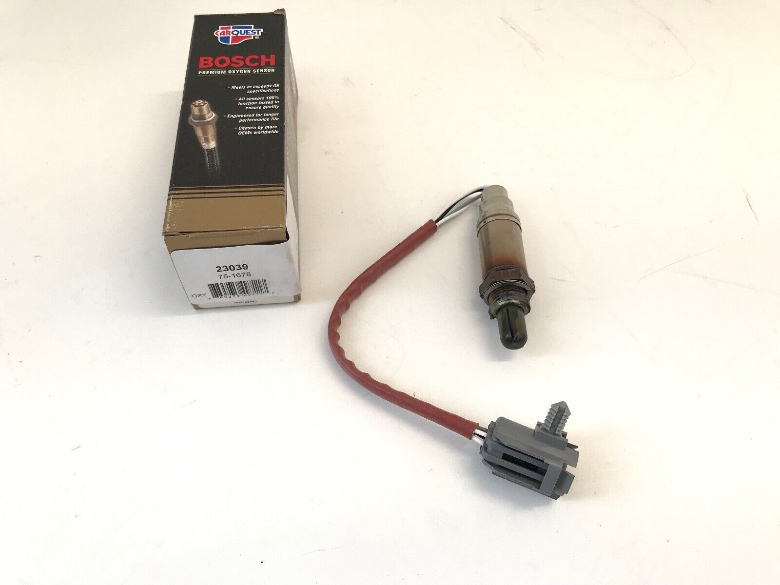 Oxygen Sensor-Engineered GENUINE Bosch 23039 / 13122 FAST SHIPPING - HotCarParts