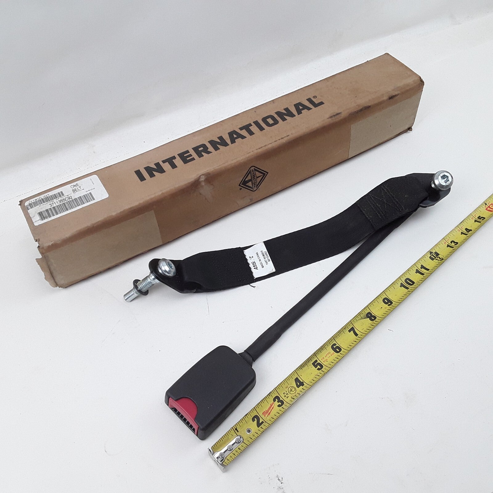 Air Seat Belt Buckle W/ Tether 3711355C92 Fits International 11-TON 07-TON 2004