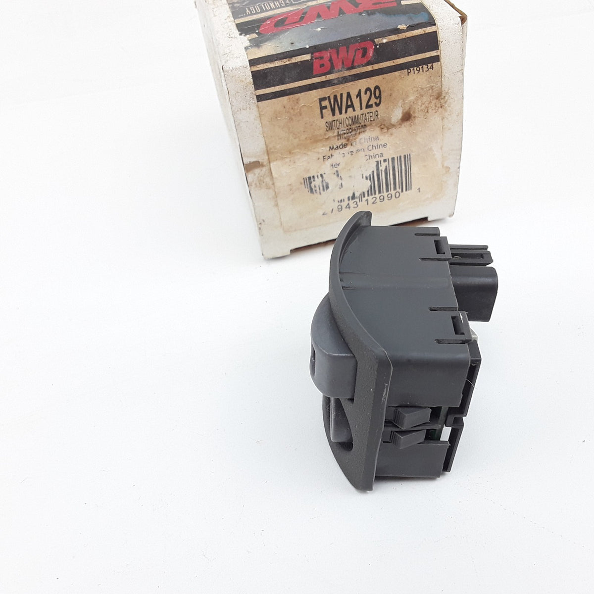 Four Wheel Drive Actuator Switch Fits Chevrolet GMC Oldsmobile (1994 1995-1997)