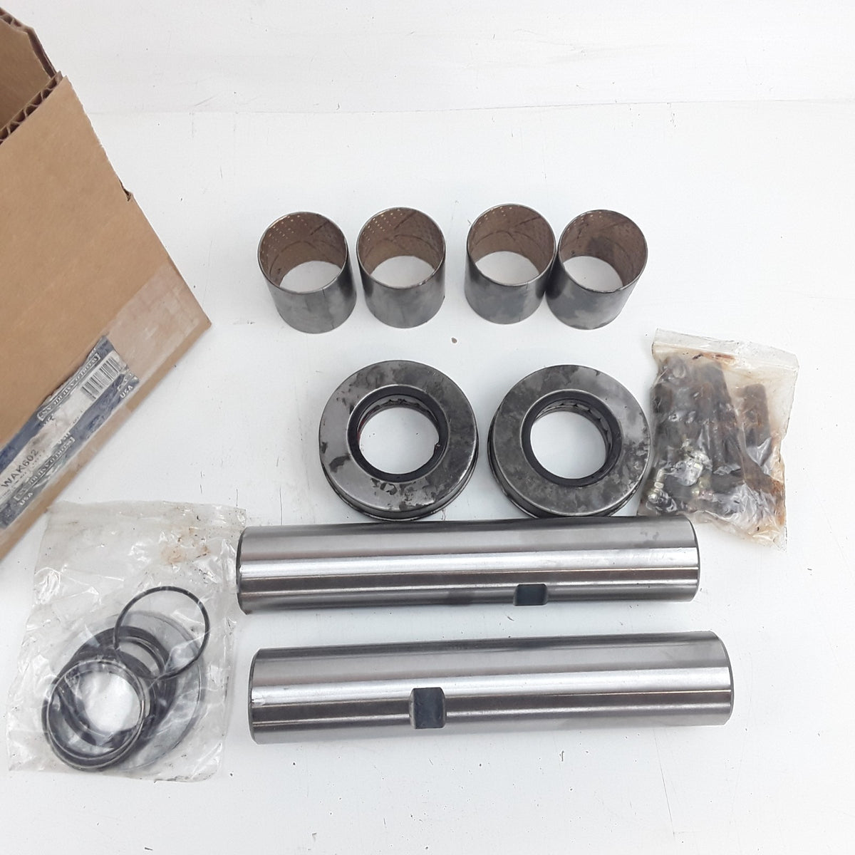 Steering King Pin Set For International 1400 1652SC 1900 2554 2574 (1965-2005)