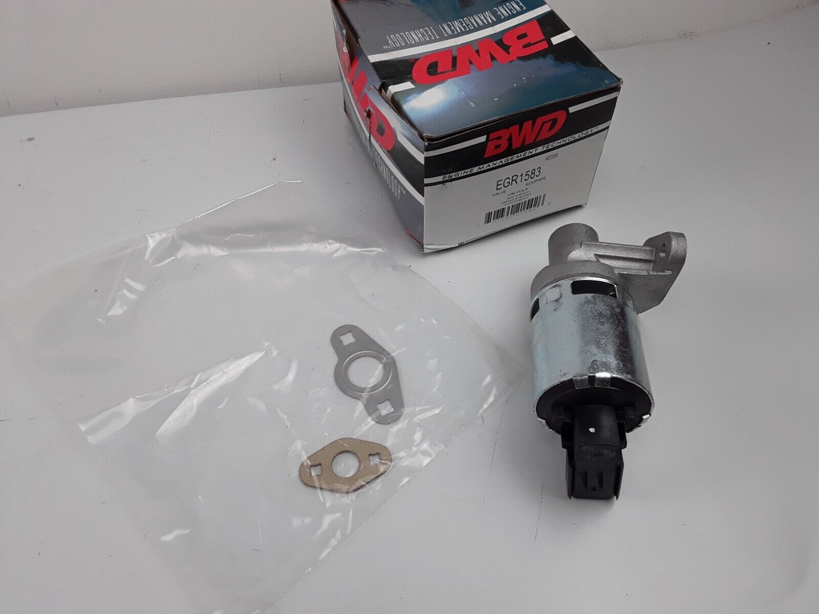 Exhaust Gas Recirculation EGR Valve for Chrysler Pacifica 2004 2005 2006 3.5L - HotCarParts