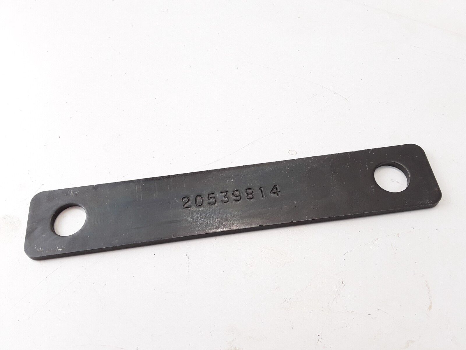 Volvo 20539814 Bracket Support Plate Fits Mack Fast Free Shipping - HotCarParts