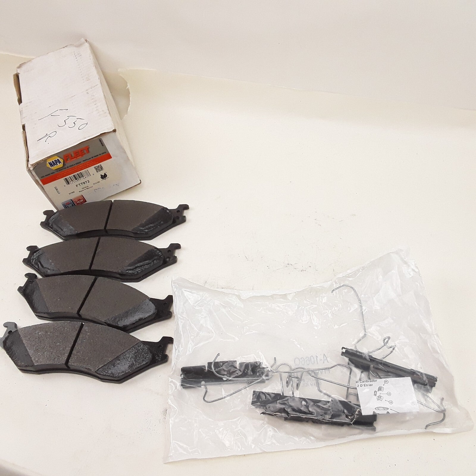 Disc Brake Pads Fits Ford F-450 F-550 Super Duty 05-16 International CF500 05-09
