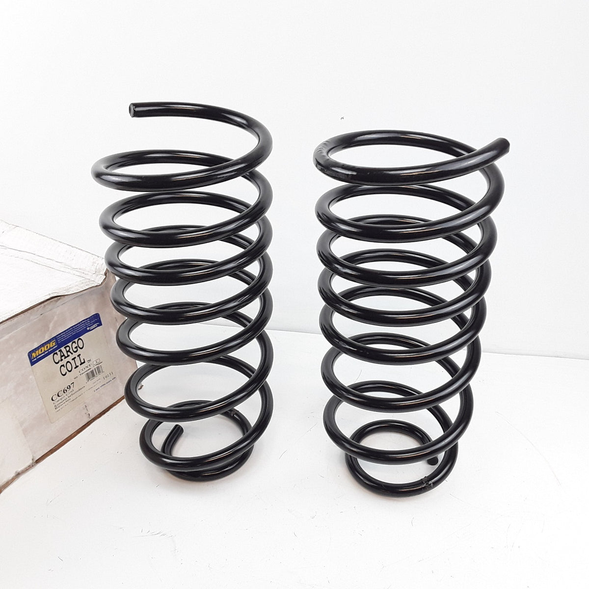 Coil Spring Set Fits Chevrolet Impala 2000-2003 Oldsmobile Intrigue 1998-2002