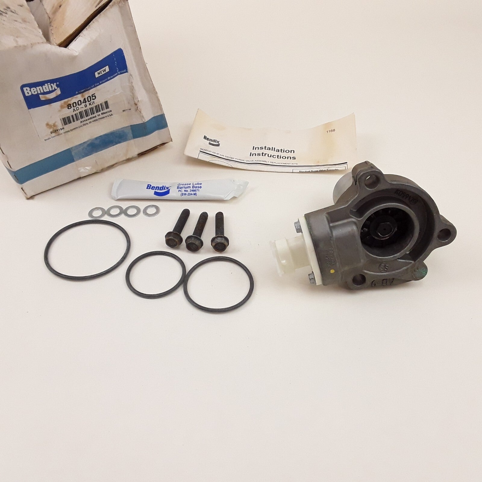 Bendix 800405 Soft AD-9 Seat Air Dryer Purge Valve Kit Heater: 12-Volts