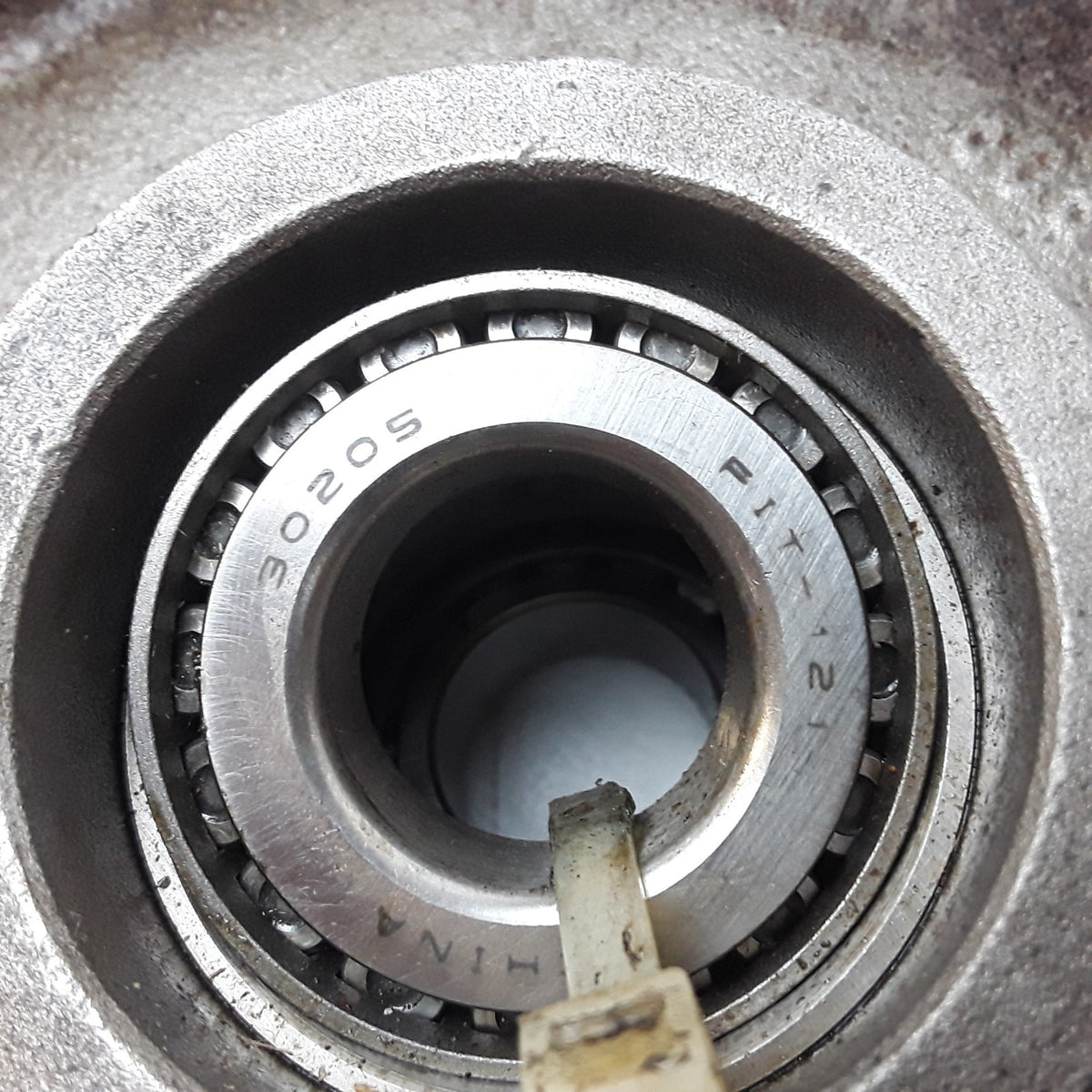 8" x 2-1/2" Industrial Polyurethane Wheel 1" Bore Cast Iron Hub Bearing