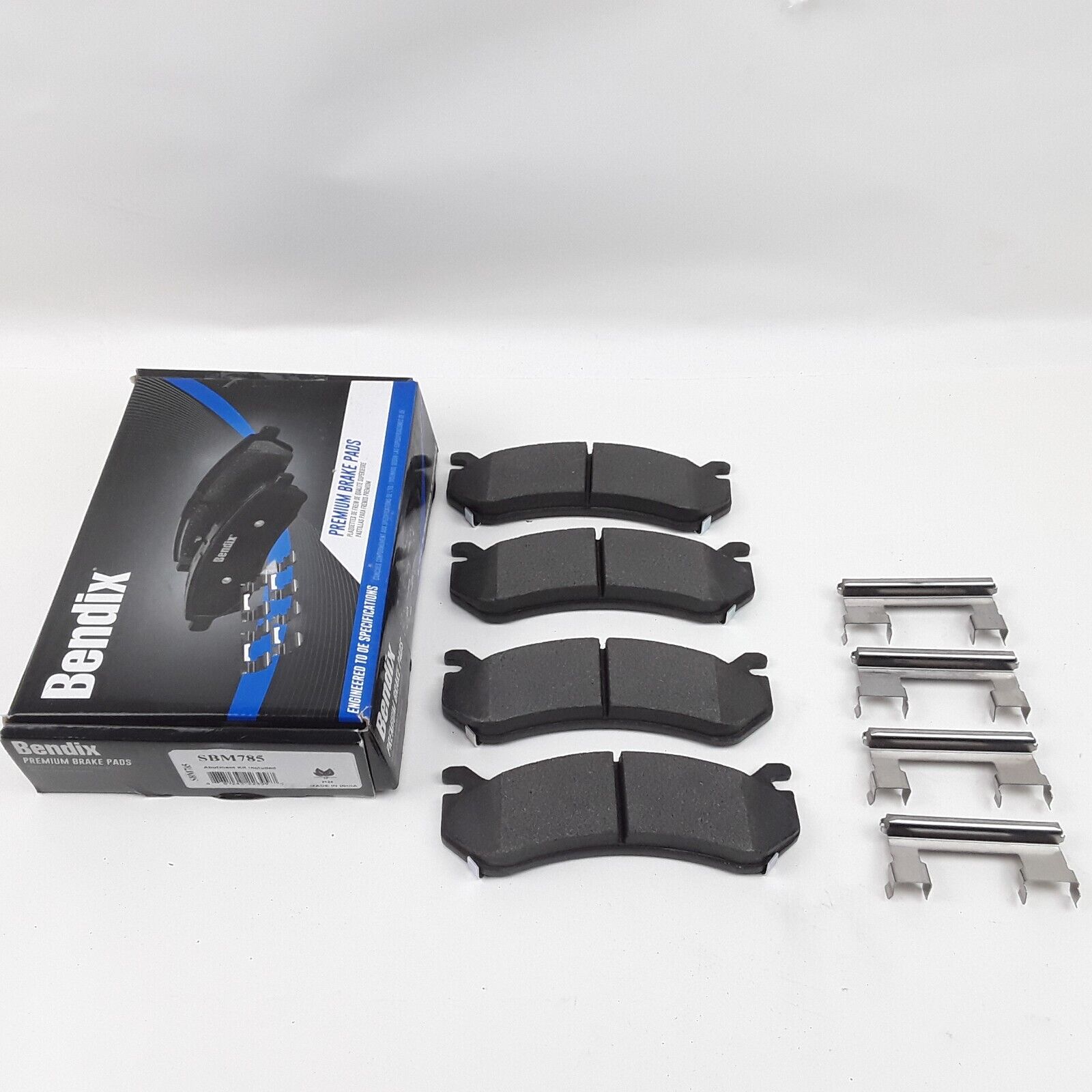 Disc Brake Pad Set Premium Semi-Metallic Fits Chevrolet Astro 2003 2004 2005