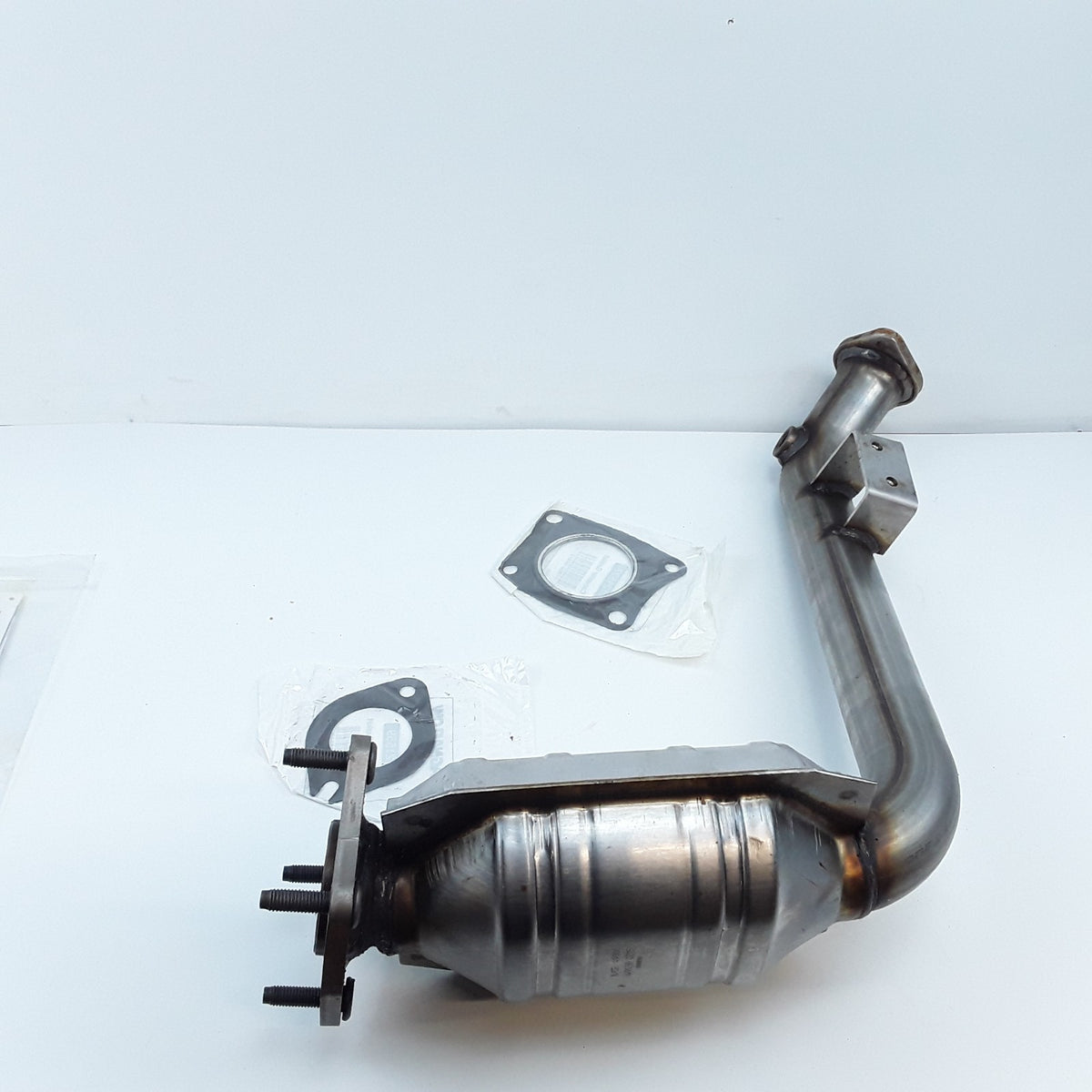 Catalytic Converter Fits Mercury Tracer Ford Escort (1997 1998 1999 2000 2001)