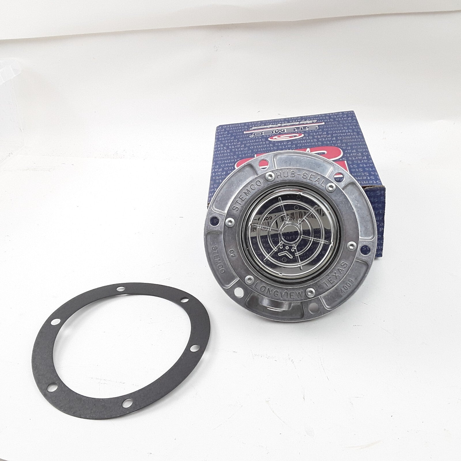 Stemco 347-4009 Axle Hub Cap with Hubo Window Heavy Duty