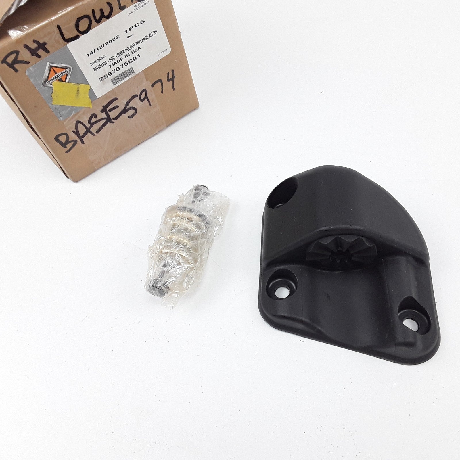 Right Mirror Bracket Fits International IC Corporation 2002 2003 2004 2005-2018