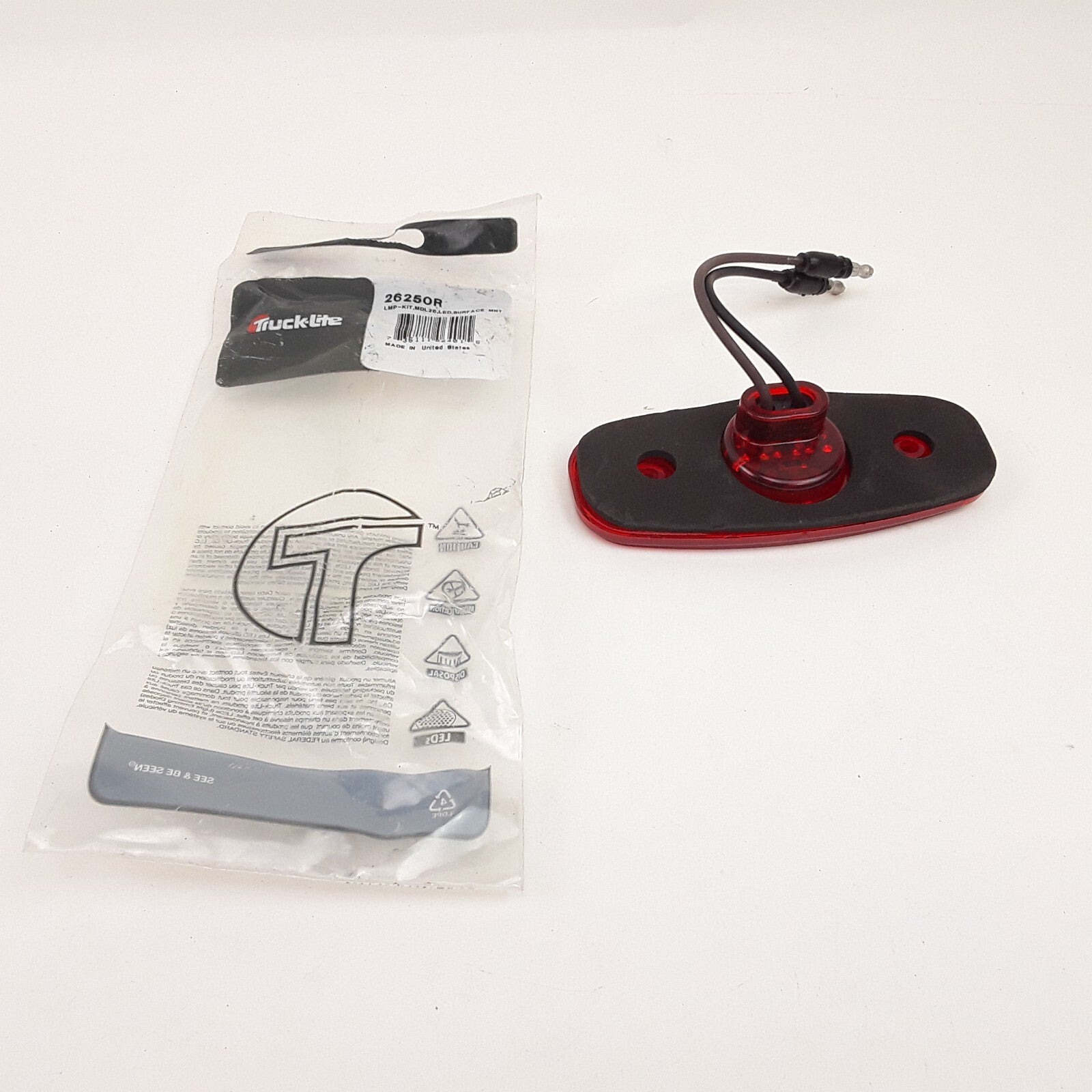 Truck-Lite 26250R 26 Series Marker Clearance Light LED Hardwired Lamp 12v